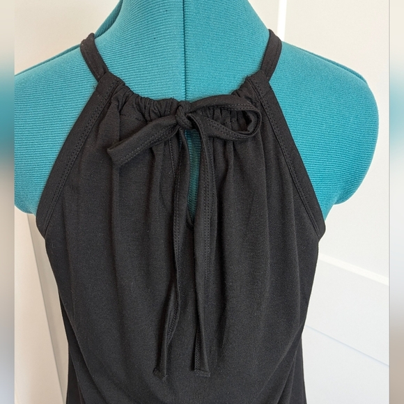 Wiholl women's halter top Large black tie back neck flattering NWOT - Picture 3 of 4